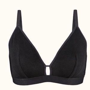 Lively Ribbed Busty Bralette Size 1 in Black